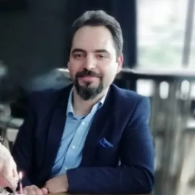 Uzm. Dr. Murat Karaman