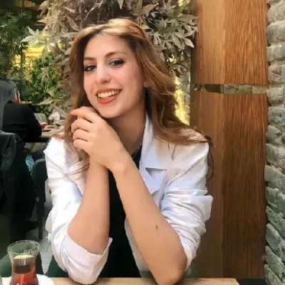 İrem Ayık
