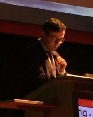 Doç. Dr. Uğur Önsel Türk