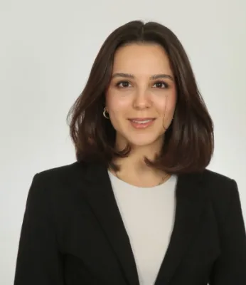 Dkt. Özge Güneş