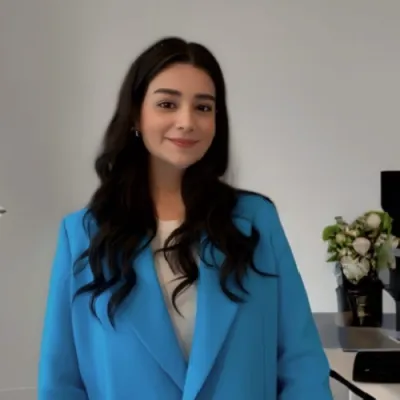 Esra Parmak profil fotoğrafı