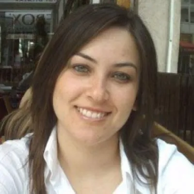 Dt. Esra Gülboy Genç profil fotoğrafı