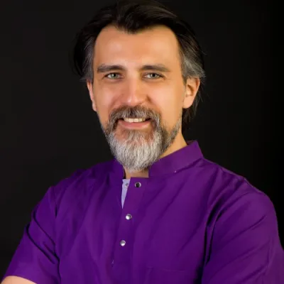 Uzm. Dr. Dt. Kerem Aşkın profil fotoğrafı