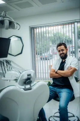 Uzm. Dr. Dt. Süleyman Uzunoğlu profil fotoğrafı