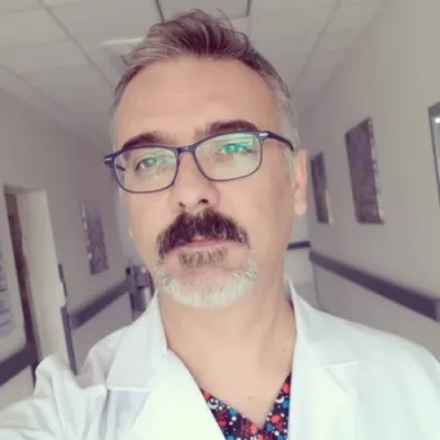 Uzm. Dr. Selçuk Coşkun profil fotoğrafı