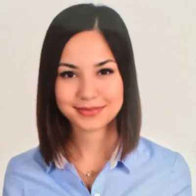 Emine Kırmızı