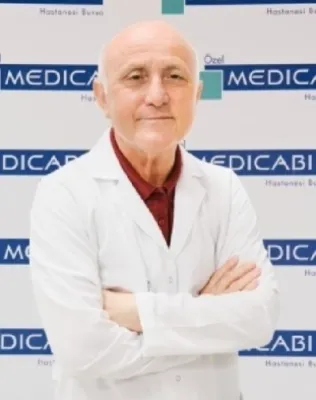 Uzm. Dr. Fikret Rüstemoğlu profil fotoğrafı