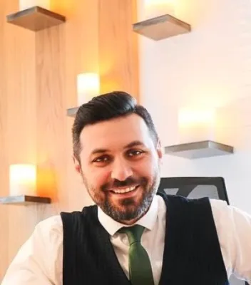 Murat Ceran