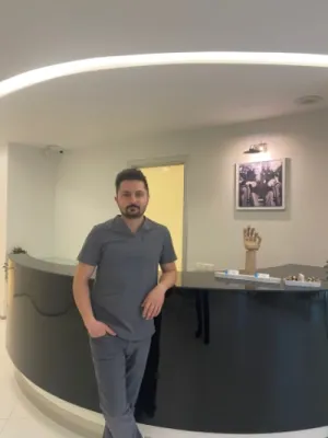 Uzm. Dr. Dt. M. Caner Güven profil fotoğrafı