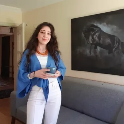 Esra Vidinel profil fotoğrafı