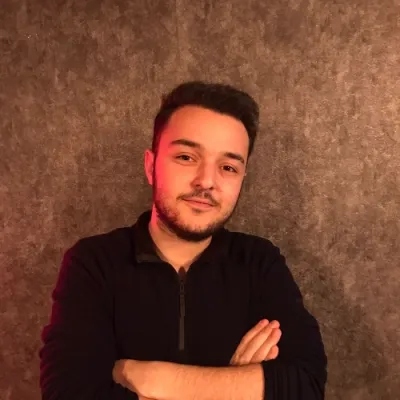 Psikoterapist Mehmet Yüksel