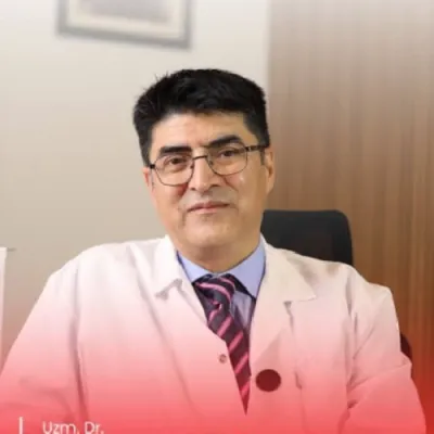 Op. Dr. Bekir Ozan Elverici profil fotoğrafı