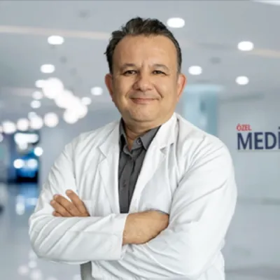 Uzm. Dr. Ahmet Berkan Cavlak
