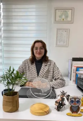 Saliha Şamandar