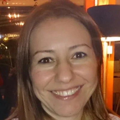 Uzm. Dr. Dt. Özgen Göktay Hüseyinoğlu profil fotoğrafı