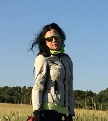 Esra Yamak