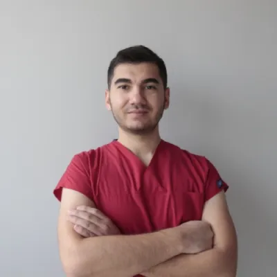 Uzm. Dr. Dt. Özgen Kırmızıbekmez profil fotoğrafı