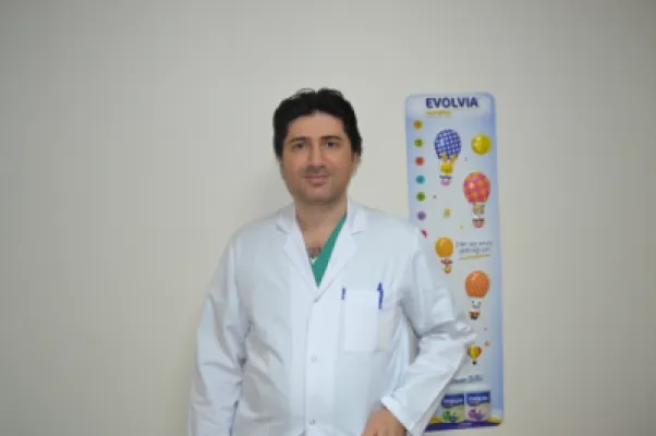 Op. Dr. Mustafa Kürklüoğlu profil fotoğrafı