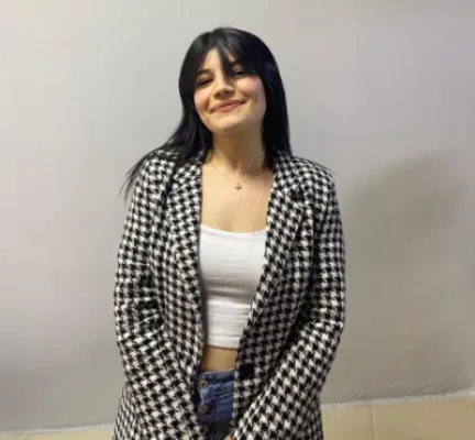 İzem Zekiye Tum profil fotoğrafı