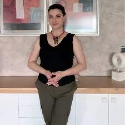 Dr. Aile Danışmanı İdil Bandeoğlu profil fotoğrafı