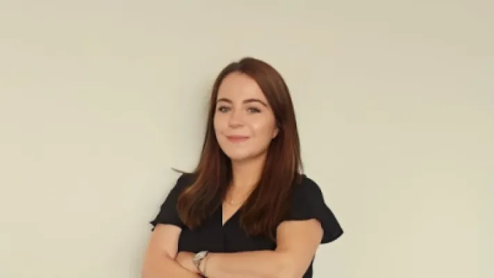 Dr. Aile Danışmanı Hilal Caner profil fotoğrafı