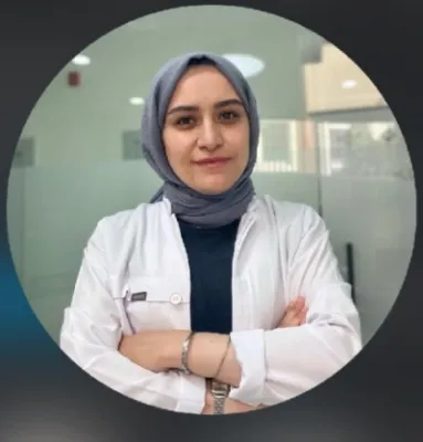 Büşra Ay