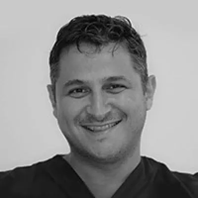Dr. Dt. Gökhan Uzel profil fotoğrafı