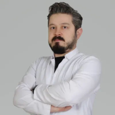 Neşet Gümüşburun