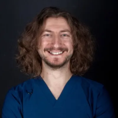 Dr. Dt. Şevki Güler profil fotoğrafı