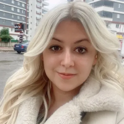 Dr. Aile Danışmanı Hasret Kaya Alemdar profil fotoğrafı