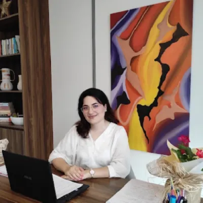 Esra Katar