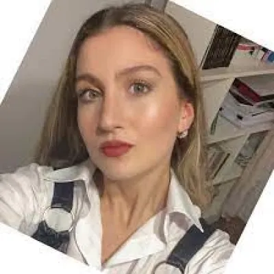 Selin Kuruoğlu profil fotoğrafı