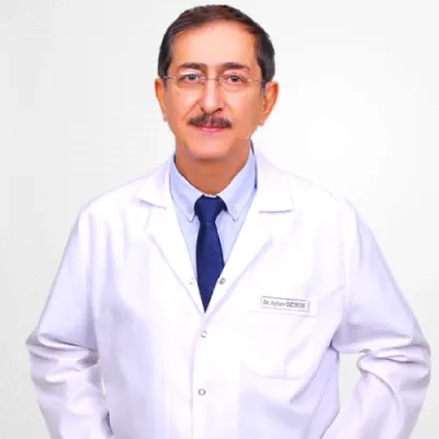 Op. Dr. Ayhan Özdede profil fotoğrafı