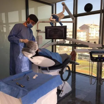 Uzm. Dr. Dt. Caner Aktaş profil fotoğrafı