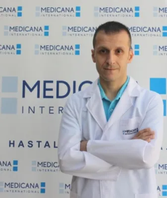 Doç. Dr. Hasan Ulusoy profil fotoğrafı