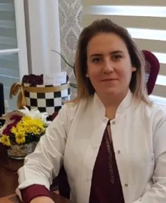 Ayşe Hilal Elçi Sade