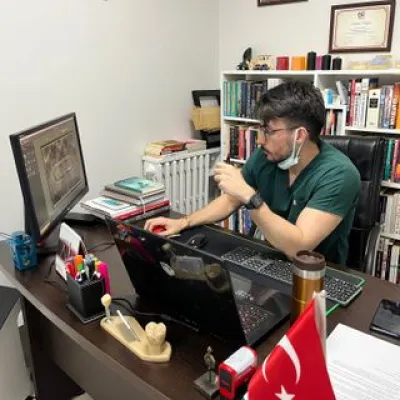 Dt. Gökhan Hamarat