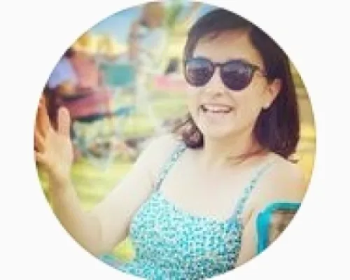 Dr. Ece Şimşek profil fotoğrafı