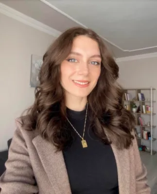 Handenur Özdemir