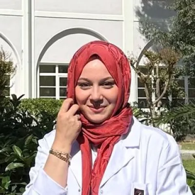 Zehra Aka