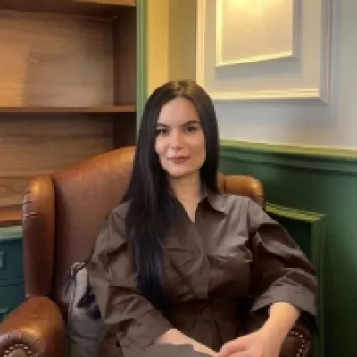 Esra Sayın