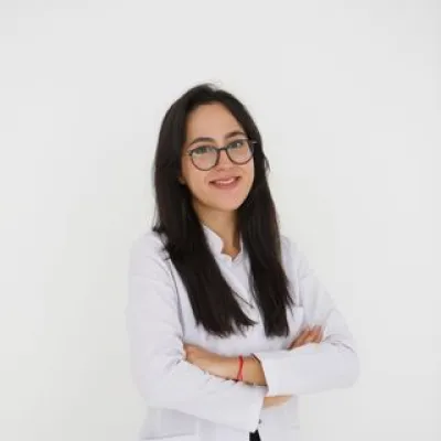 Dkt. Ayşe Çakır