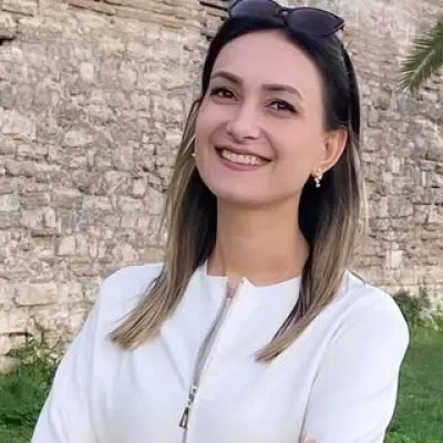 Ece Öz