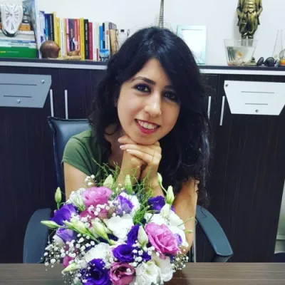 Uzm. Dr. Psk. Özge Akçay profil fotoğrafı