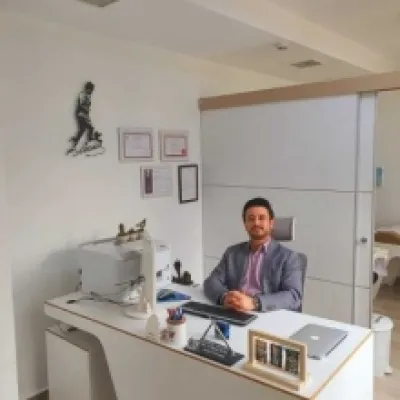 Op. Dr. Hakan Yıldız profil fotoğrafı