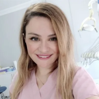 Nazlı Çam Savsin profil fotoğrafı