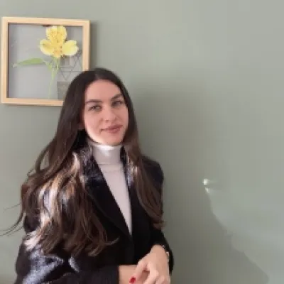 Sena Sarızeybek