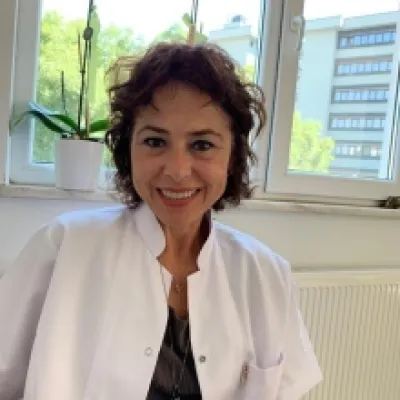 Op. Dr. E.Meltem Şafak profil fotoğrafı