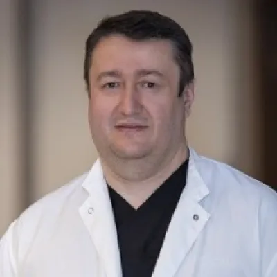 Dr. Şenol Öztürk profil fotoğrafı