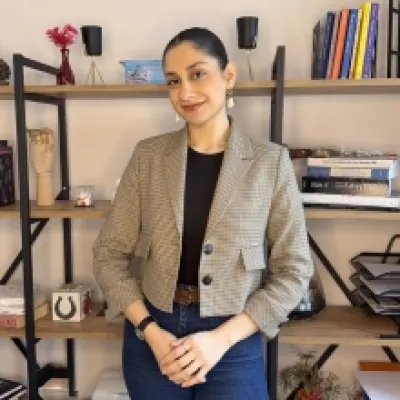 Sara Yeganeh
